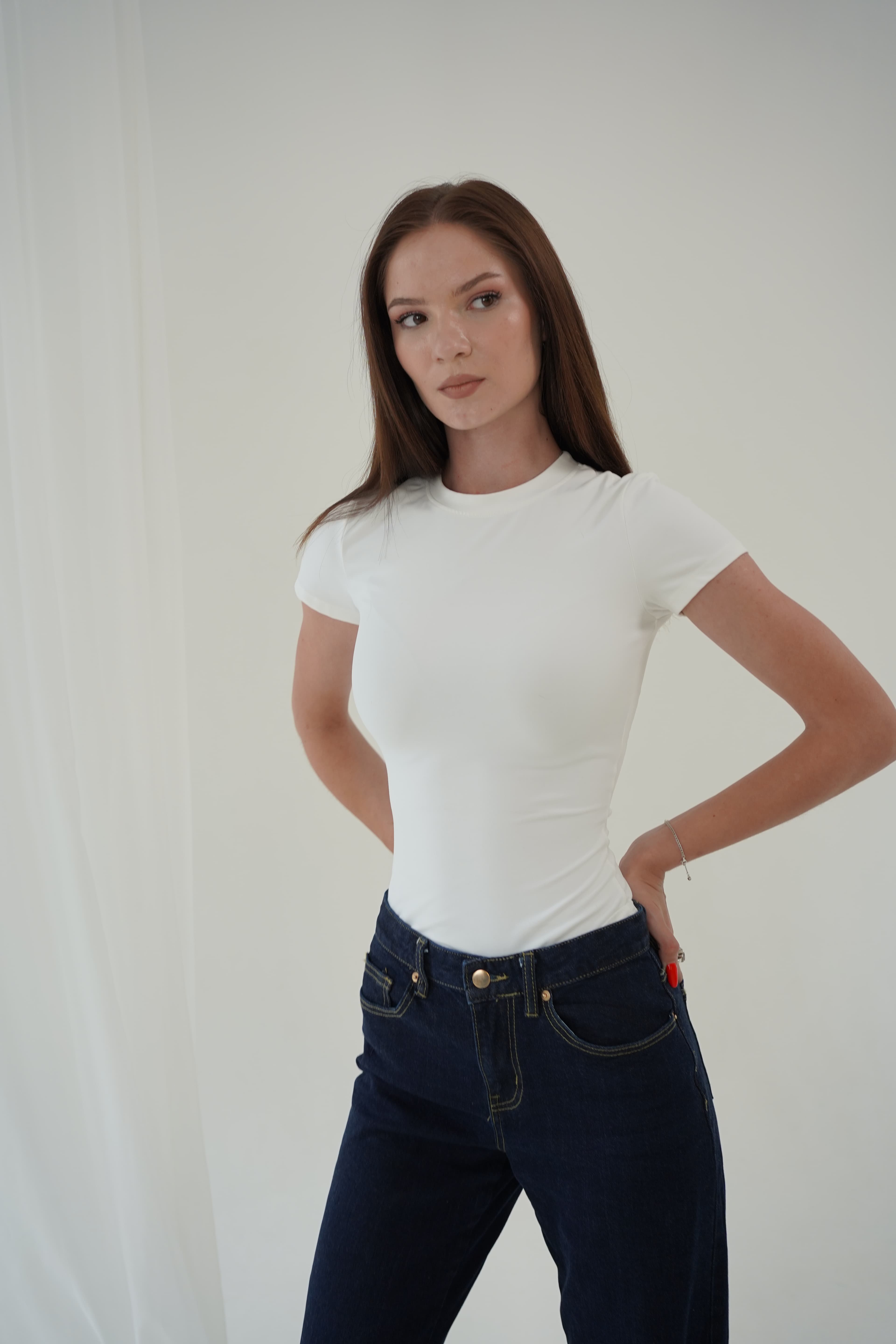 Tricou cu talia accentuată- Alb image