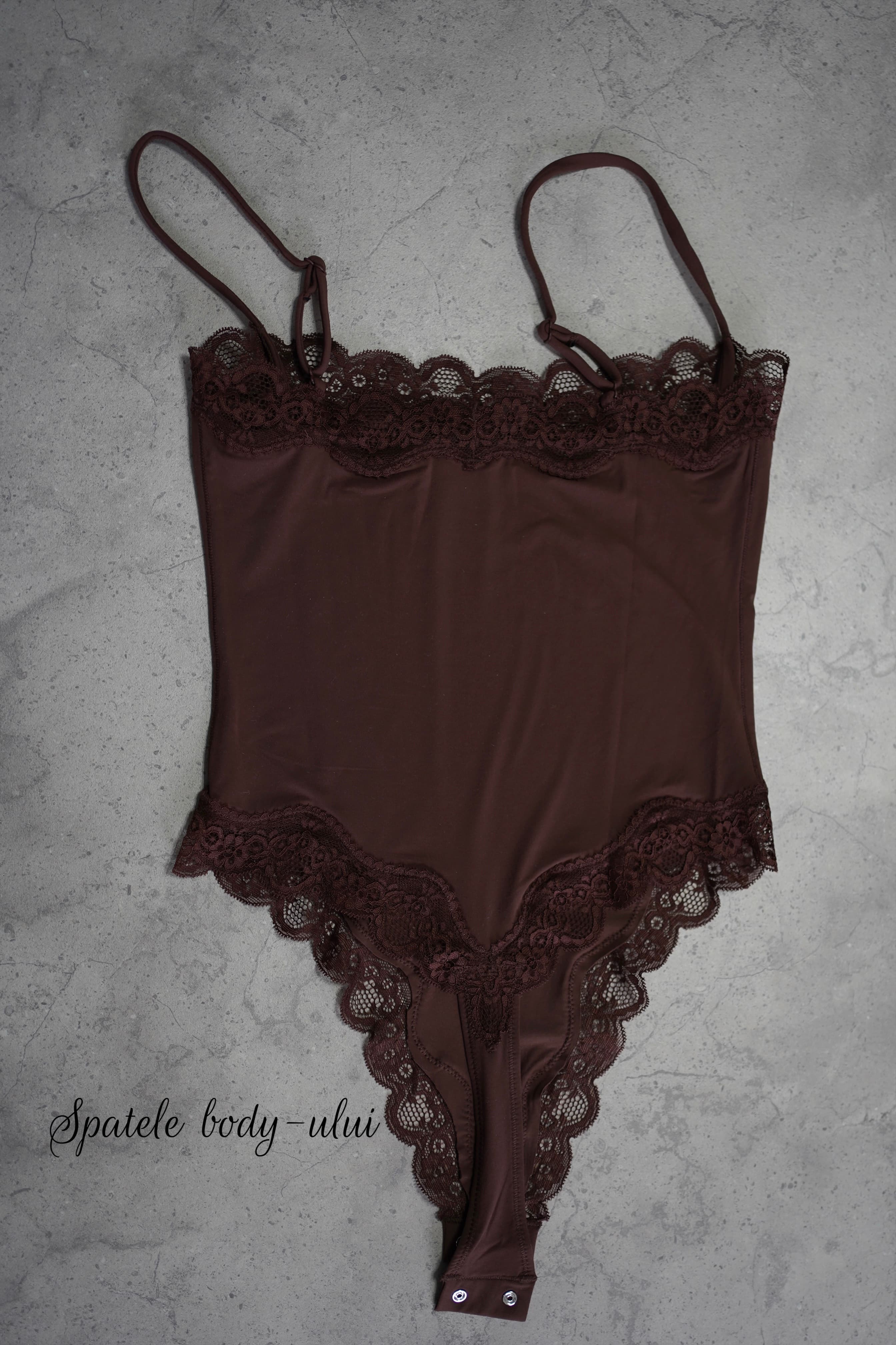 Body cu detaliu din dantelă – Chocolate Brown image