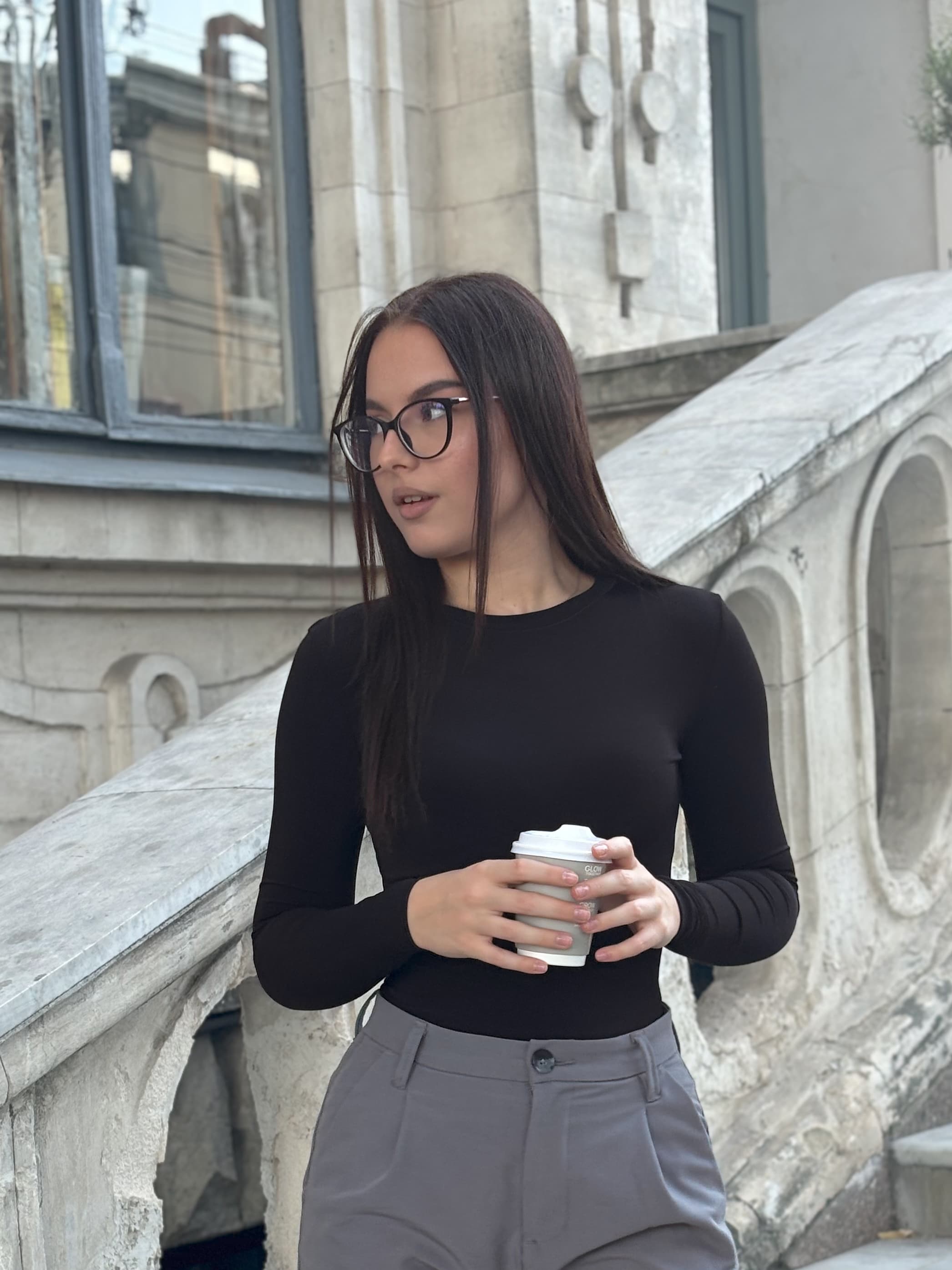 Maleta cu talia accentuata-Negru image