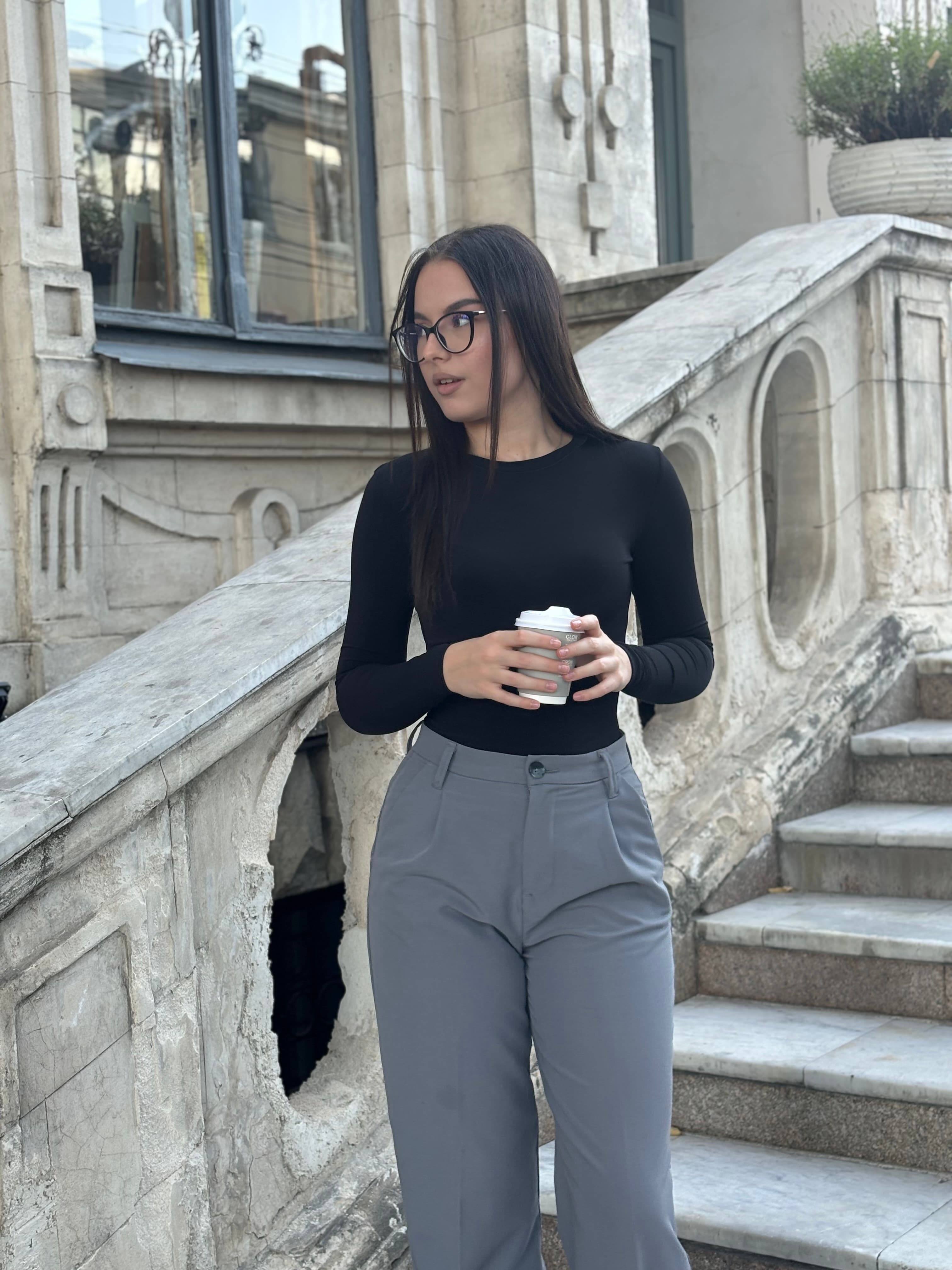 Maleta cu talia accentuata-Negru image