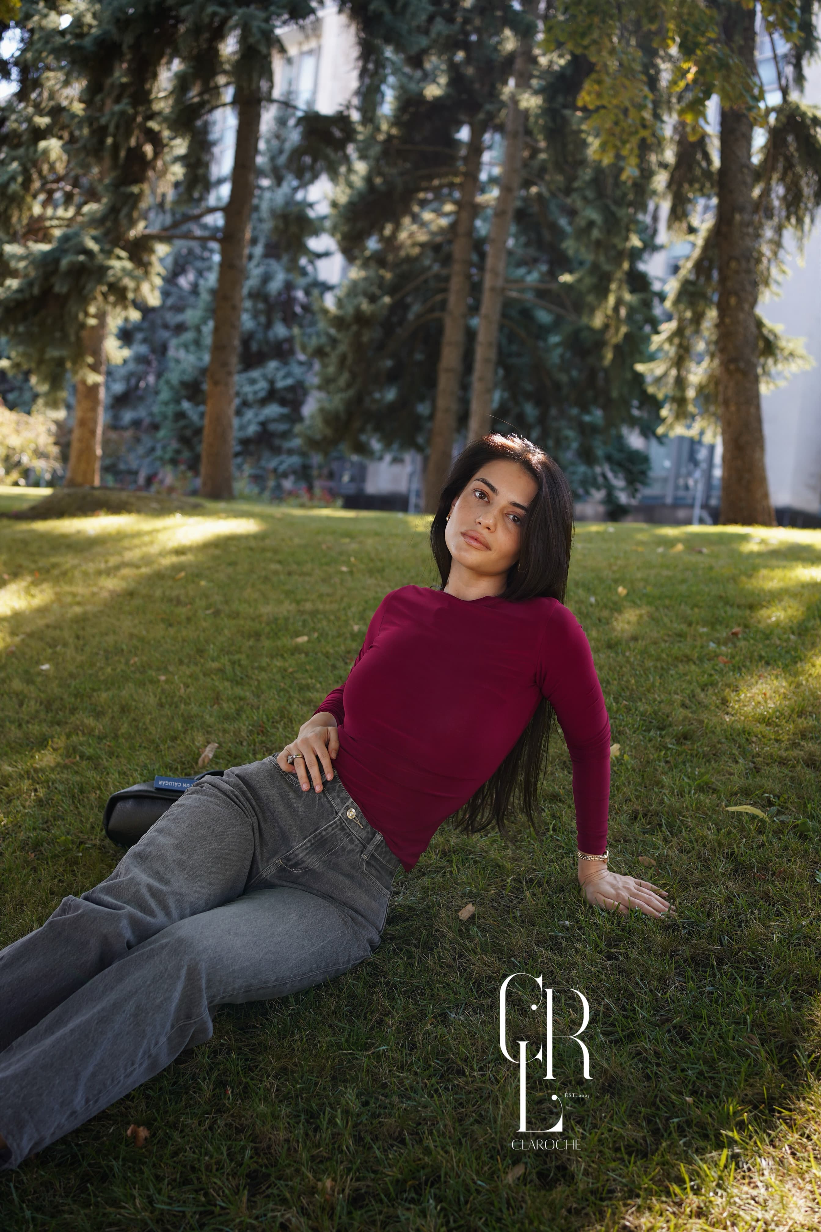 Maleta cu talia accentuata-Bordo